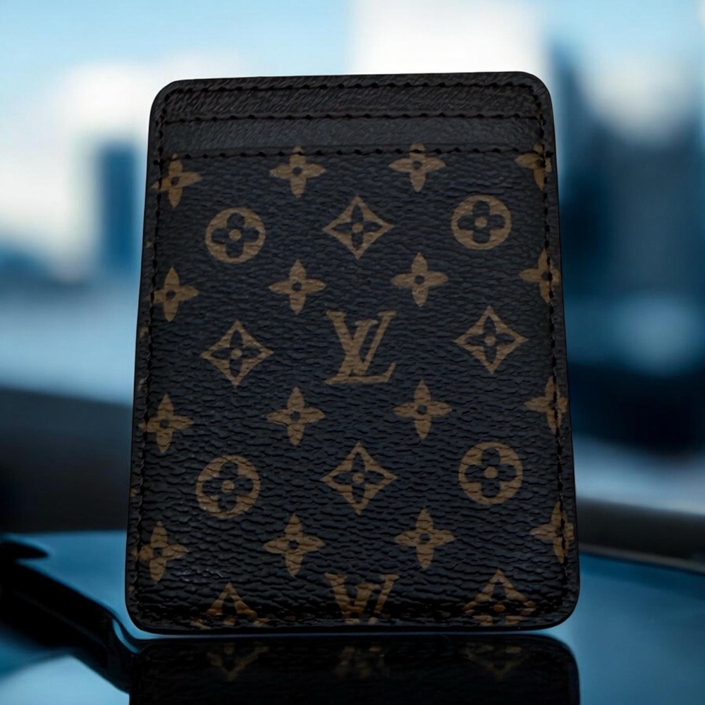Magnet Monogram Brown tan Card Holder for cellphones leather NEW unisex